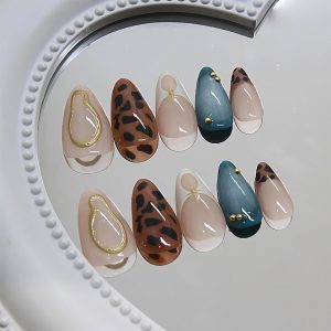 24 Pcs Almond Press on Nails