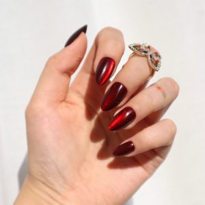 Bloody Mary (Short Almond)